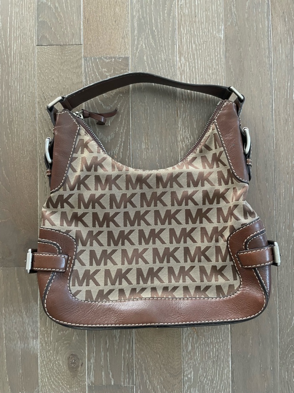 Michael Kors Y2K Monogram Hobo Bag 🤎✨